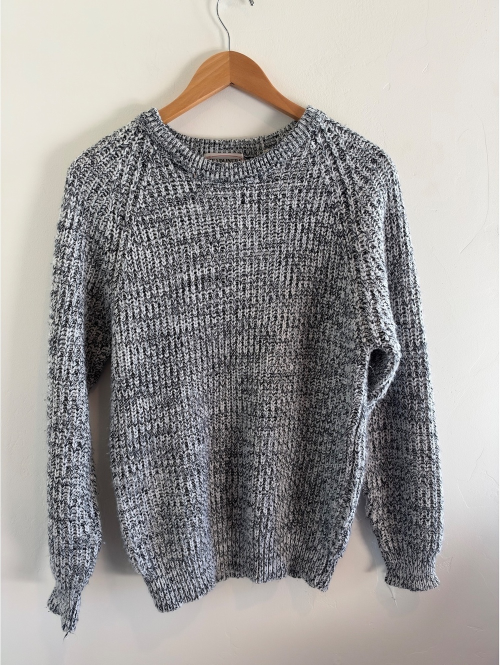 Vintage Headliners Marled Chunky Knit Sweater Size Small Black White 90s
